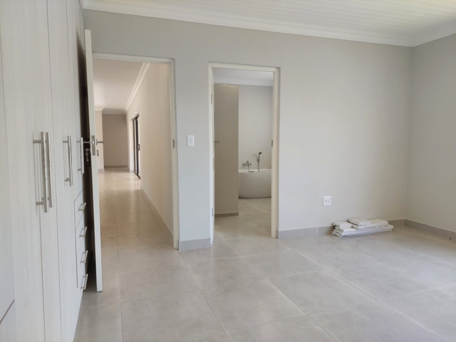 3 Bedroom Property for Sale in Stilbaai Wes Western Cape